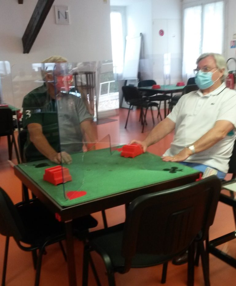 Jouer en sécurité : Plexiglass … et protocole sanitaire !